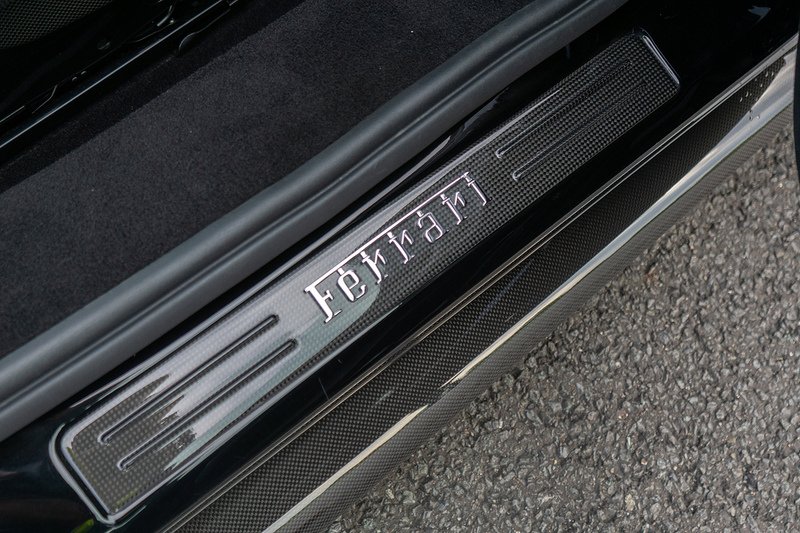 Ferrari 296 GTB T V6 - U1632