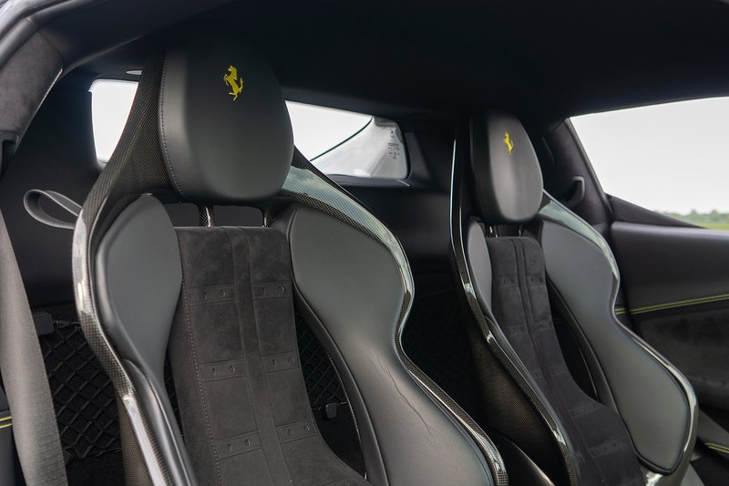 Ferrari 296 GTB T V6 - U1632