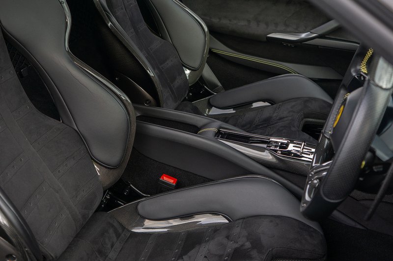 Ferrari 296 GTB T V6 - U1632
