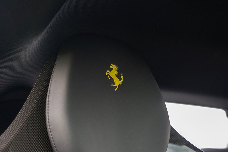 Ferrari 296 GTB T V6 - U1632