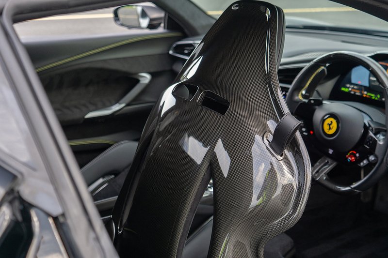 Ferrari 296 GTB T V6 - U1632