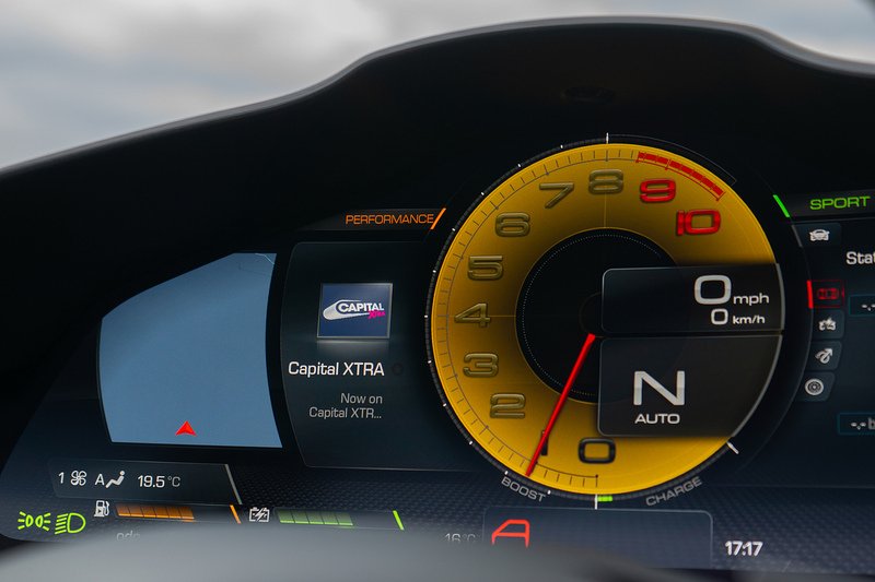 Ferrari 296 GTB T V6 - U1632