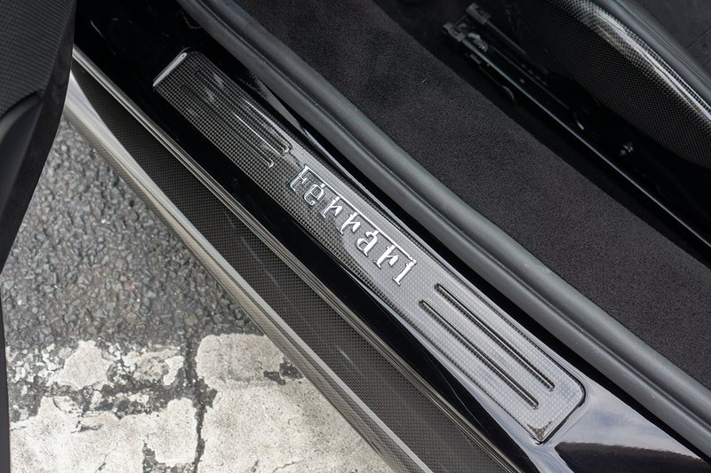 Ferrari 296 GTB T V6 - U1632
