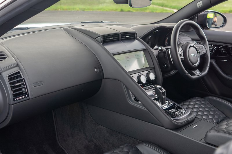 Jaguar F-Type V8 R - U1643