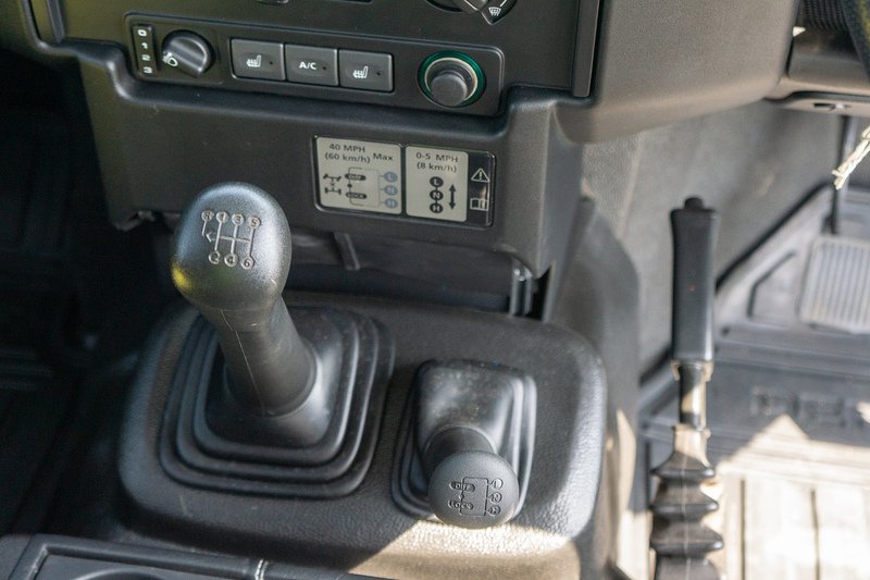 Land Rover Defender 90 TDCi XS - U1647