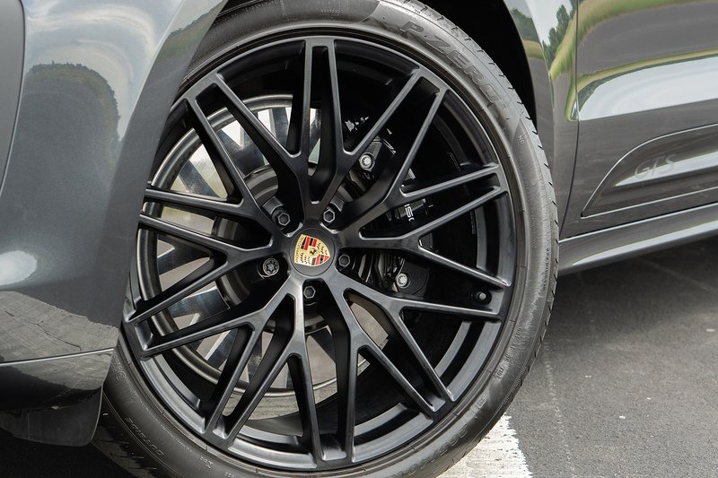 Porsche Macan T V6 GTS - U1648