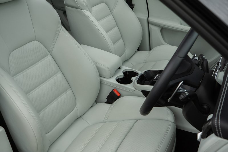 Porsche Macan T V6 GTS - U1648