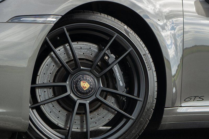 Porsche 911 T 992 4 GTS - U1657
