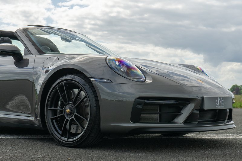 Porsche 911 T 992 4 GTS - U1657