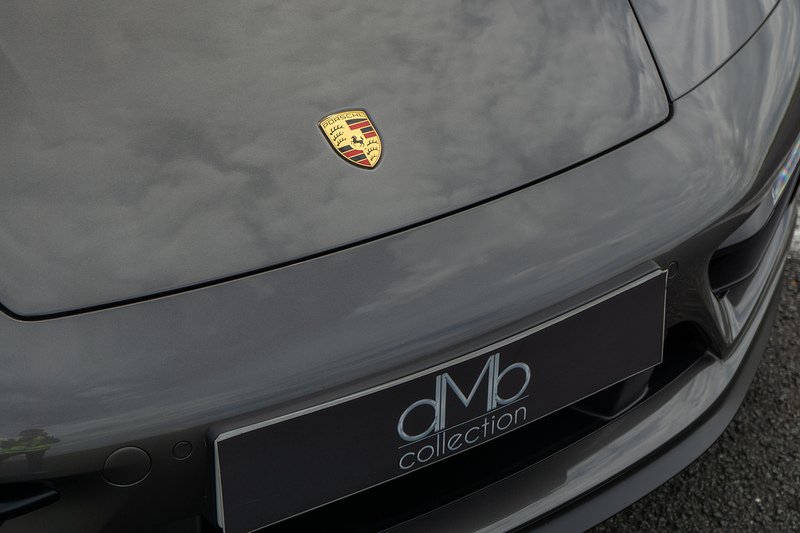 Porsche 911 T 992 4 GTS - U1657