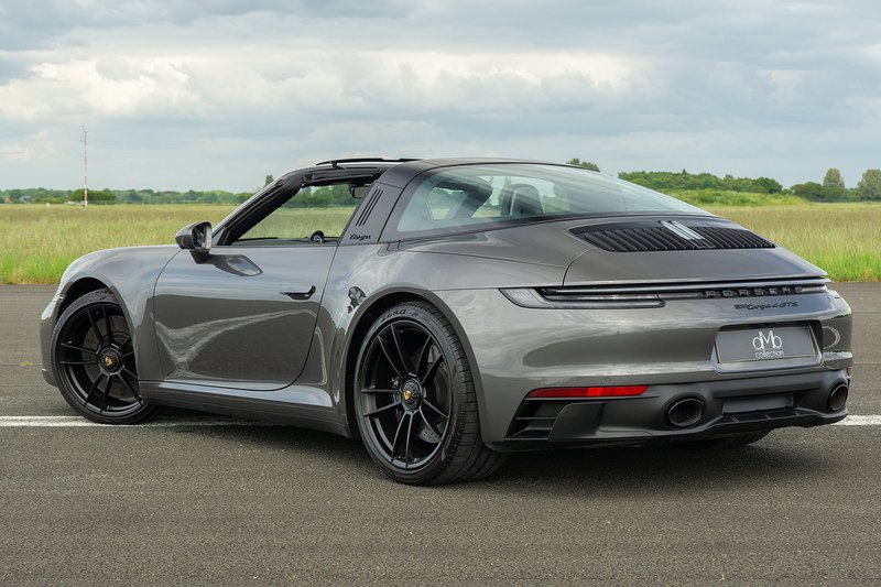 Porsche 911 T 992 4 GTS - U1657