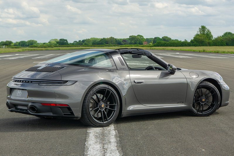 Porsche 911 T 992 4 GTS - U1657