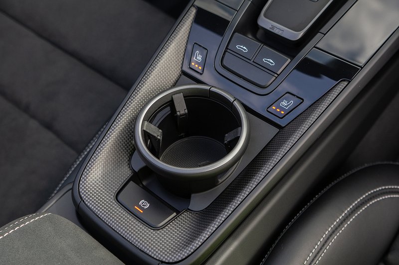 Porsche 911 T 992 4 GTS - U1657