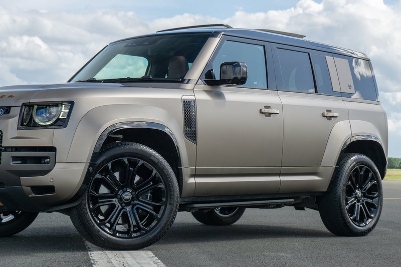 Land Rover Defender 110 P V8 MHEV OCTA - U1659