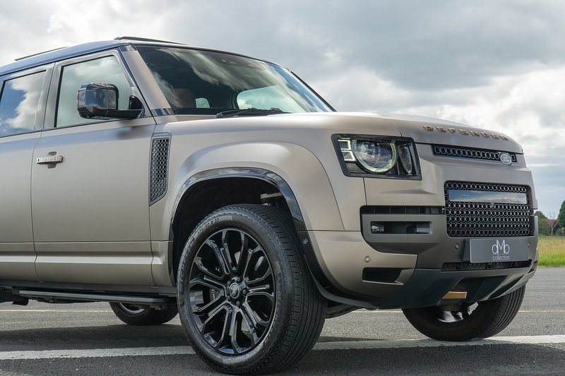 Land Rover Defender 110 P V8 MHEV OCTA - U1659