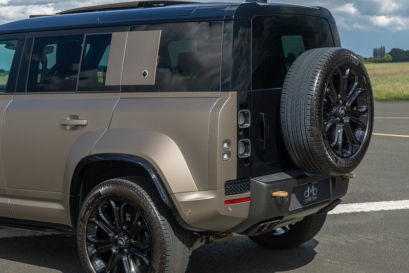 Land Rover Defender 110 P V8 MHEV OCTA - U1659