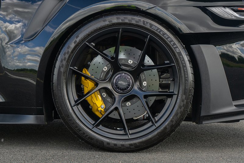 Porsche 911 992 GT3 RS - U1661
