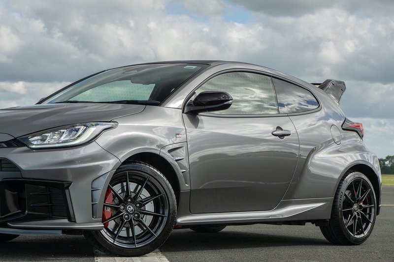 Toyota Yaris T GR Aero Performance - U1663