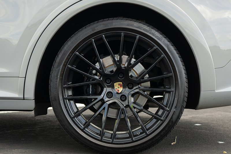Porsche Cayenne T V8 GTS - U1664