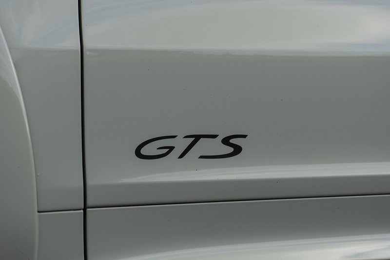 Porsche Cayenne T V8 GTS - U1664