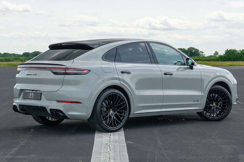 Porsche Cayenne T V8 GTS - U1664