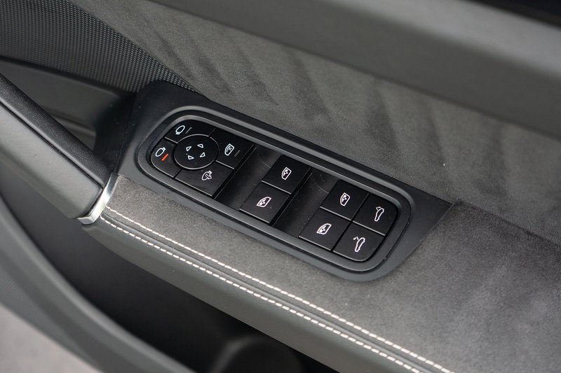 Porsche Cayenne T V8 GTS - U1664