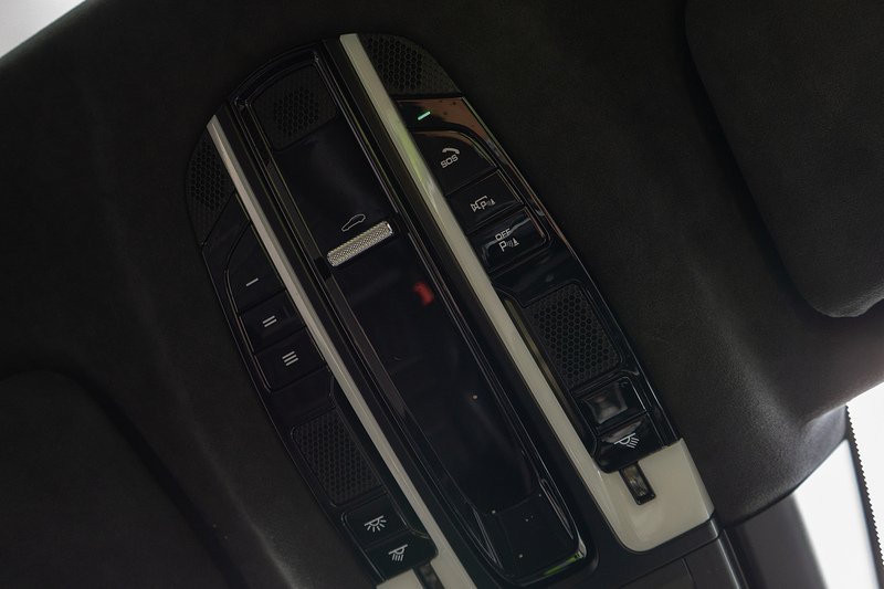 Porsche Cayenne T V8 GTS - U1664