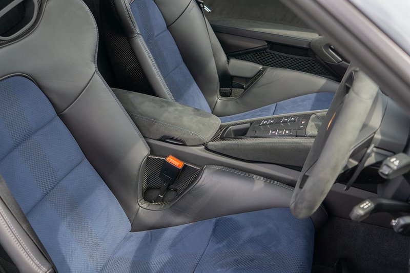 Porsche 718 Cayman GT4 RS - U1665
