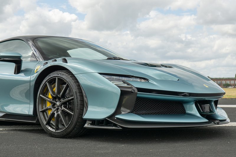 Ferrari SF90 XX Stradale T V8 - U1668