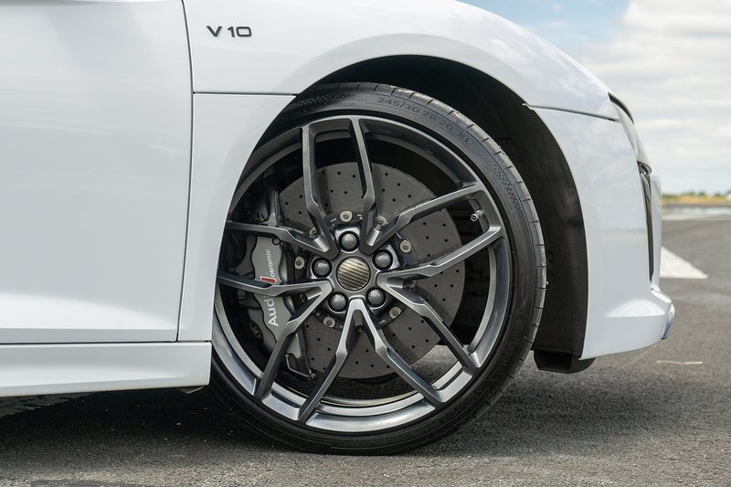 Audi R8 FSI V10 Plus - U1669
