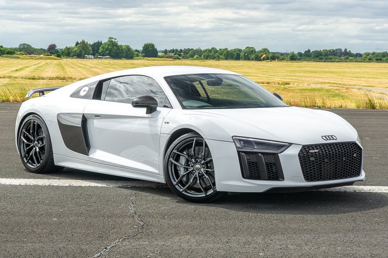 Audi R8 FSI V10 Plus - U1669