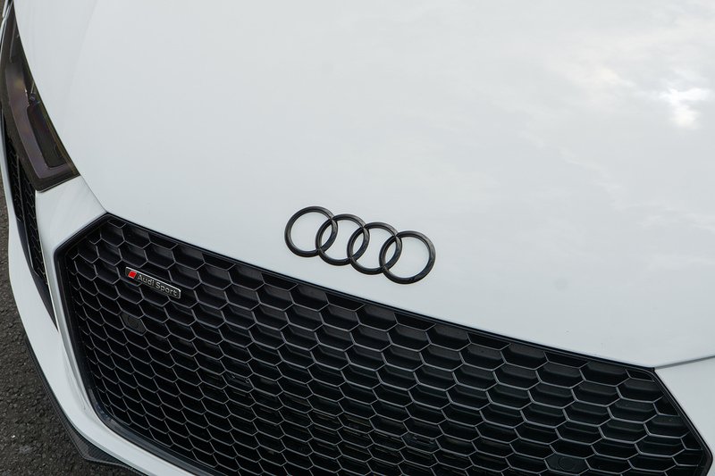 Audi R8 FSI V10 Plus - U1669