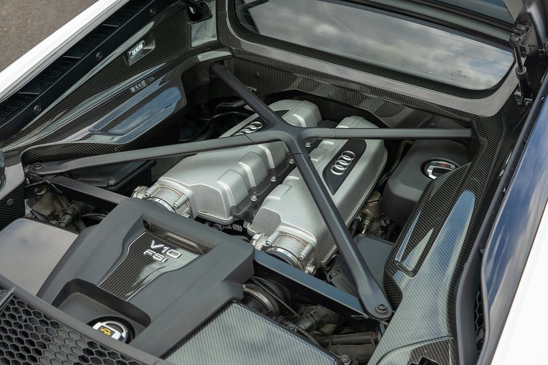 Audi R8 FSI V10 Plus - U1669