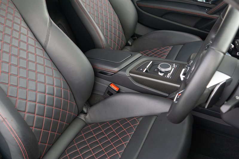 Audi R8 FSI V10 Plus - U1669
