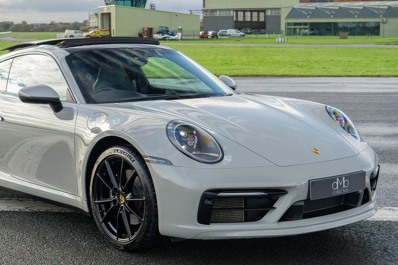 Porsche 911 T 992 Carrera S - U1670