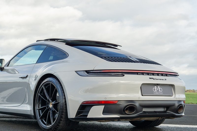 Porsche 911 T 992 Carrera S - U1670