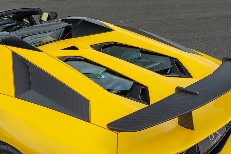 Lamborghini Aventador LP 750-4 SV Roadster - U1671