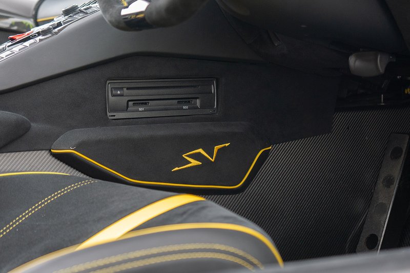 Lamborghini Aventador LP 750-4 SV Roadster - U1671