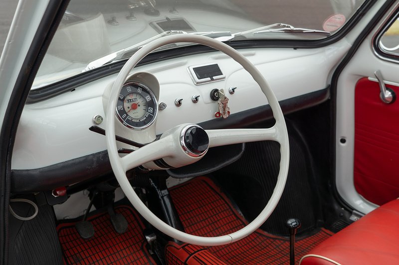 Fiat 1967 Nuova 500 650cc Manual  - U1672