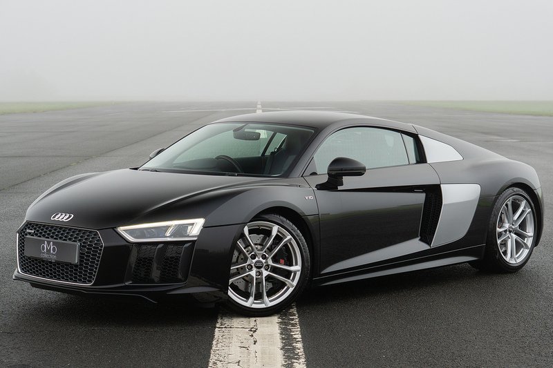 Audi R8 FSI V10 - U1677