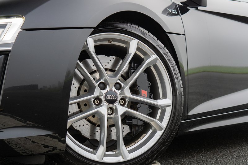 Audi R8 FSI V10 - U1677
