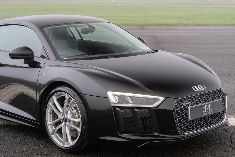 Audi R8 FSI V10 - U1677