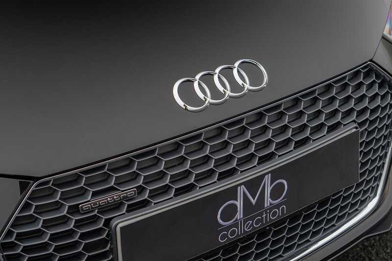 Audi R8 FSI V10 - U1677
