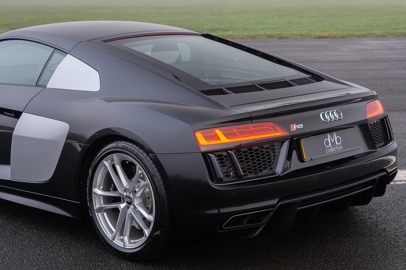 Audi R8 FSI V10 - U1677