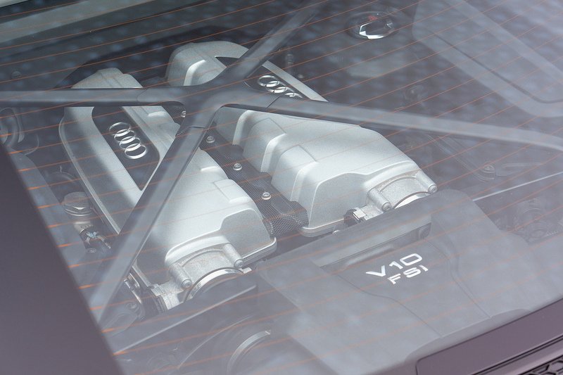 Audi R8 FSI V10 - U1677
