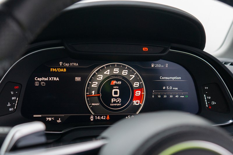 Audi R8 FSI V10 - U1677