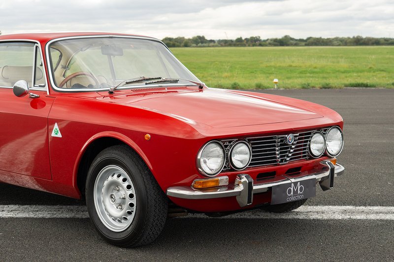 Alfa Romeo 2000 GTV  - U1678