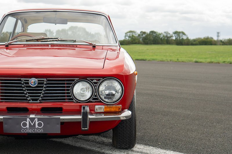Alfa Romeo 2000 GTV  - U1678