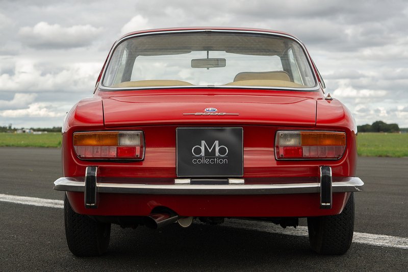 Alfa Romeo 2000 GTV  - U1678