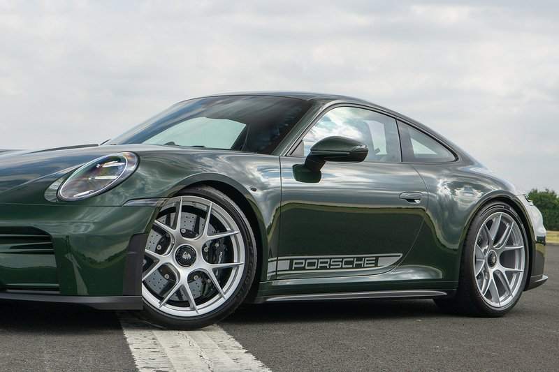 Porsche 911 992.2 GT3 Touring - U1683
